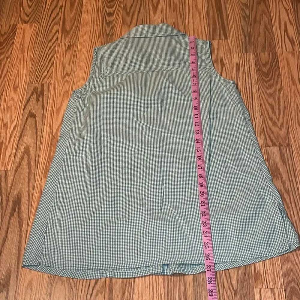 Sleeveless Button Up Maternity Shirt - Picture 6 of 7